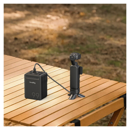 SmallRig 6361B - podstawka, mini statyw z adapterem akumulatora USB-C do DJI Osmo Pocket 4P / 4 / 3 - przykład użycia
